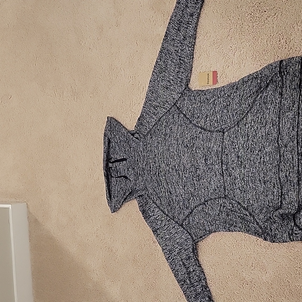 Reebok Grey and Black Pullover